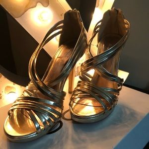 Aldo- Gold Metallic Strappy Heels- Size 7